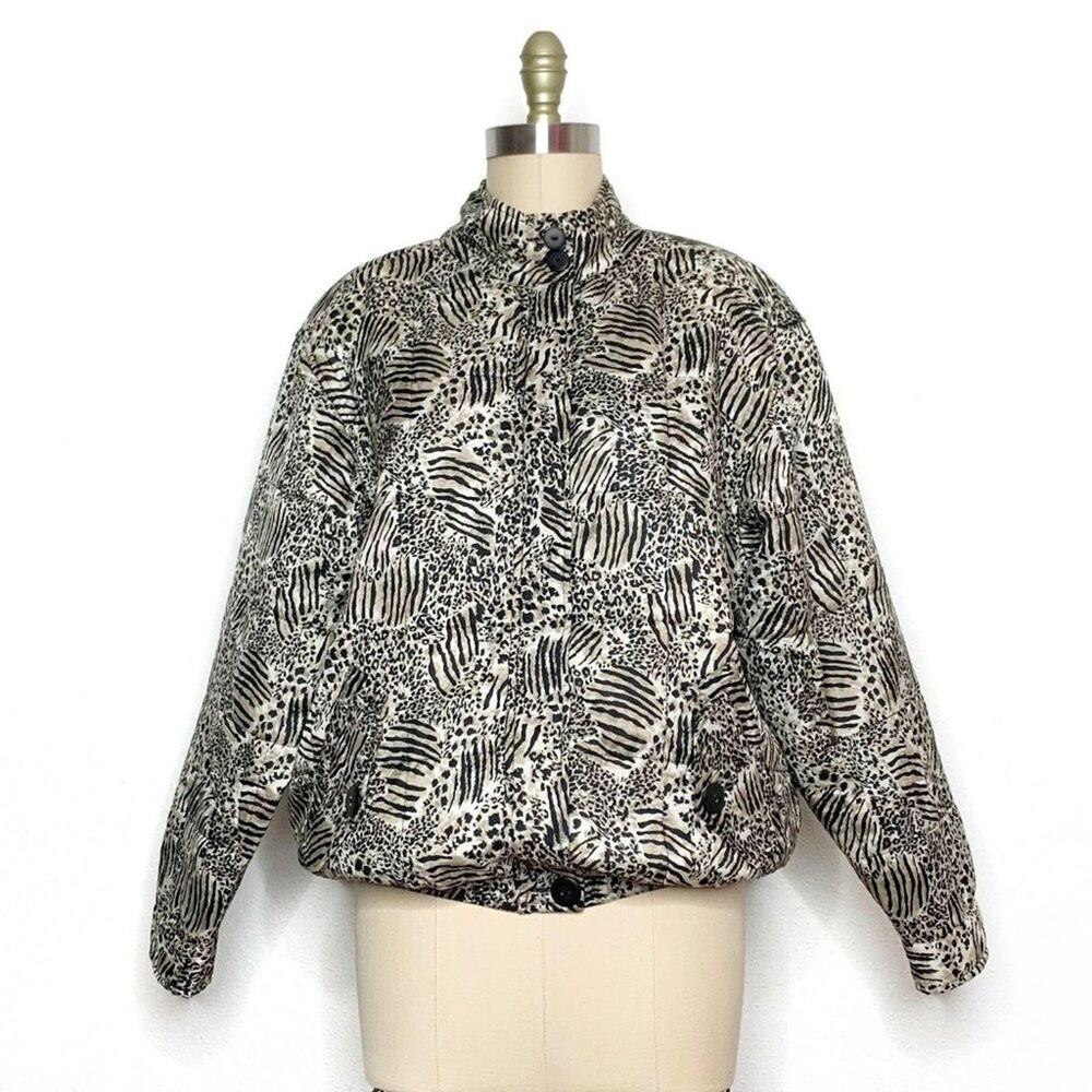 Vtg Y2K Bomber Jacket Quilted Silk Leopard Print Medium